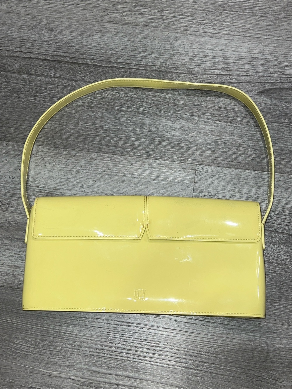 DKNY City Vintage Yellow Patent Leather Shoulder Bag - Picture 6 of 13